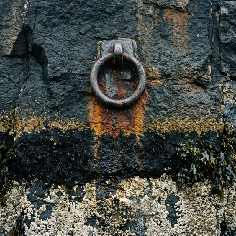 Mooring Ring, Receding Water, Vestmanna