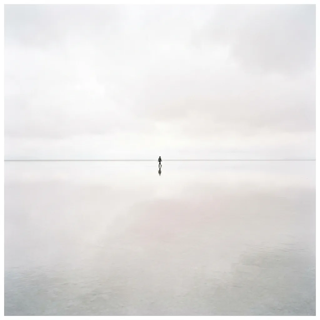 Thin Water, No Horizon