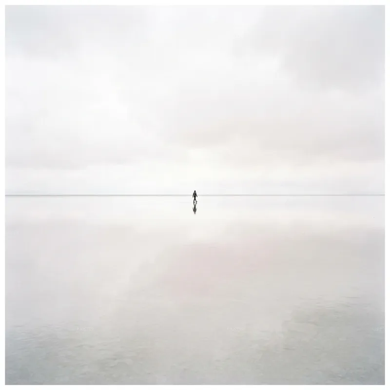 Thin Water, No Horizon