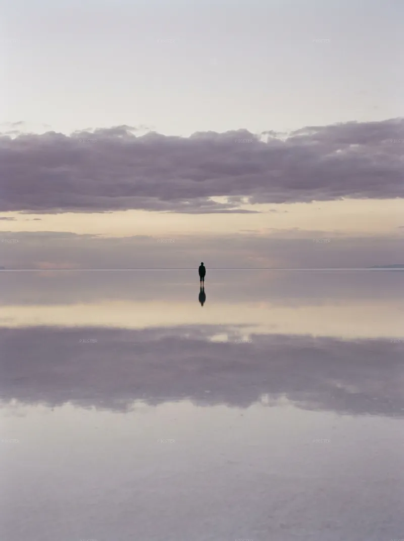 Thin Water, No Horizon